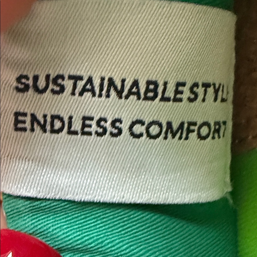 CARIUMA Women’s Green Canvas Sneaker - Picture 10 of 10